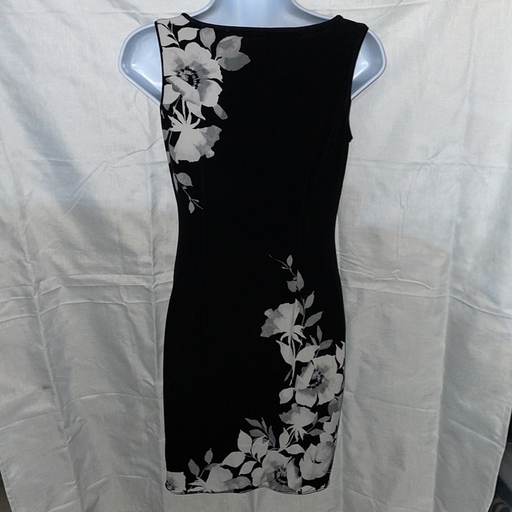 Reversible Dress - Picture 3 of 7